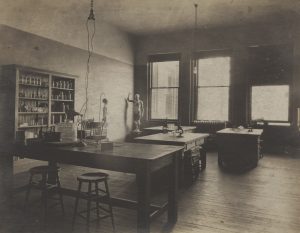 2-biology-lab-1920