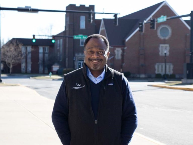 2_22_RostronE_Abdul-Hakim_Feature_5 (4)-min