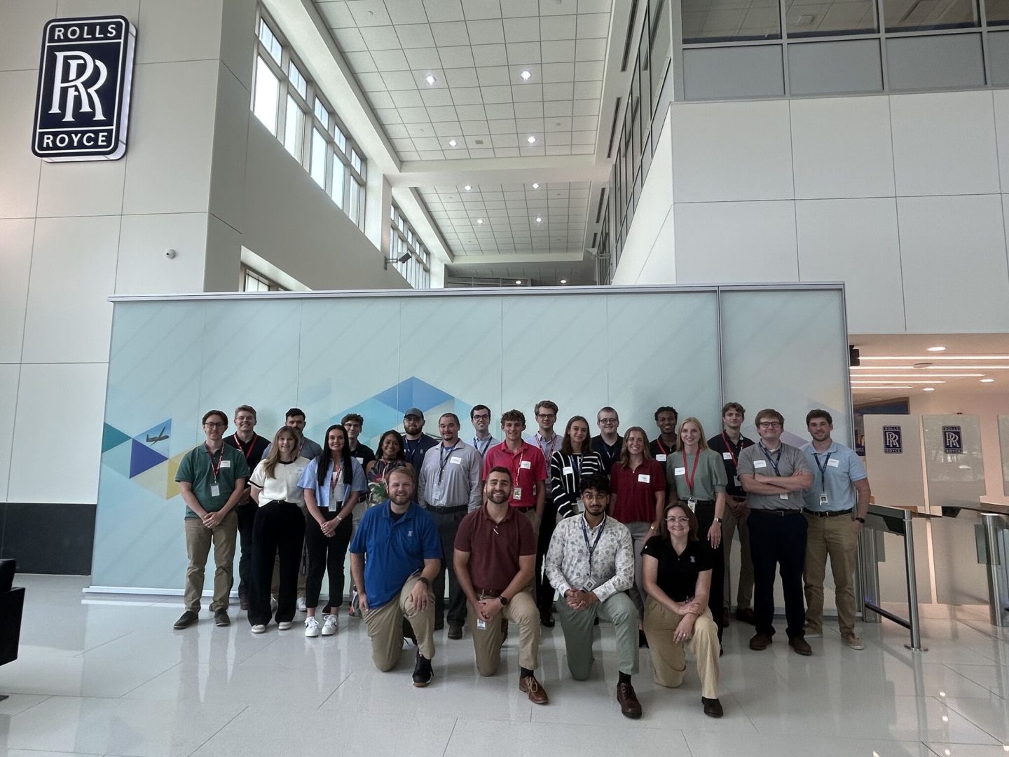 Current image: Rolls-Royce group photo